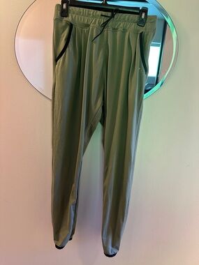 Roxy Olive Green Jogger Pants Size Small Drawstring Athletic Lounge